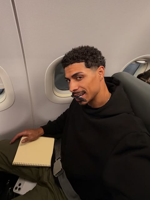 Travel day, on the plane